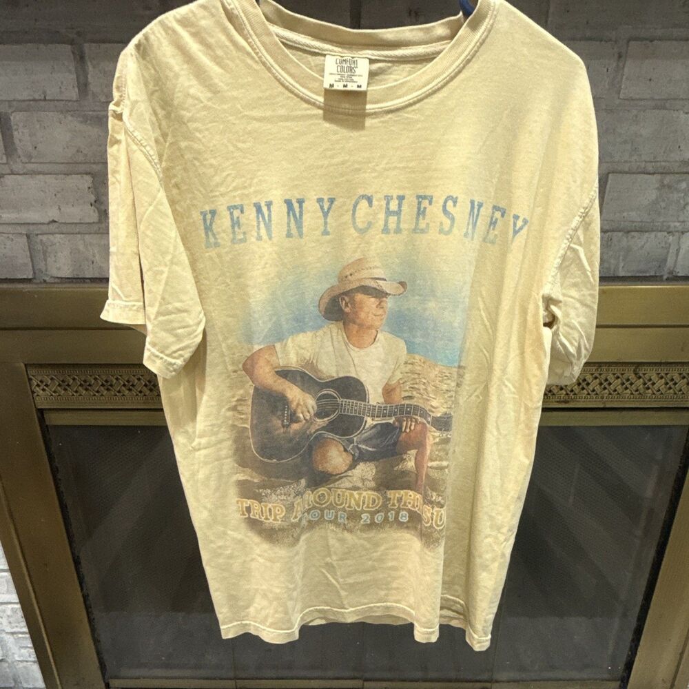 Kenny Chesney Trip Around the Sun Tour 2018 Comfort Colors T-Shirt Size M
